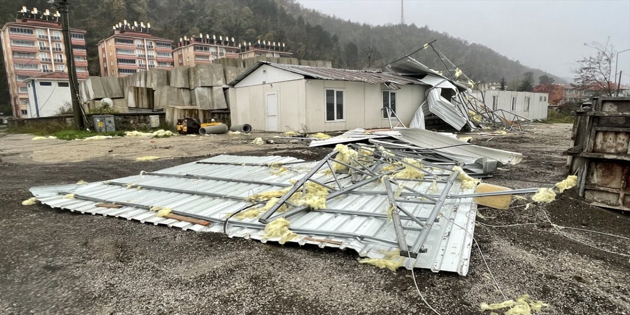 Kastamonu'da dolu ve fırtına etkili oldu