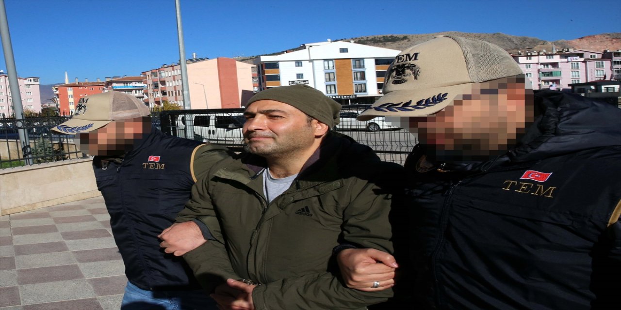 Tokat'ta aranan FETÖ mensubu çift tutuklandı.