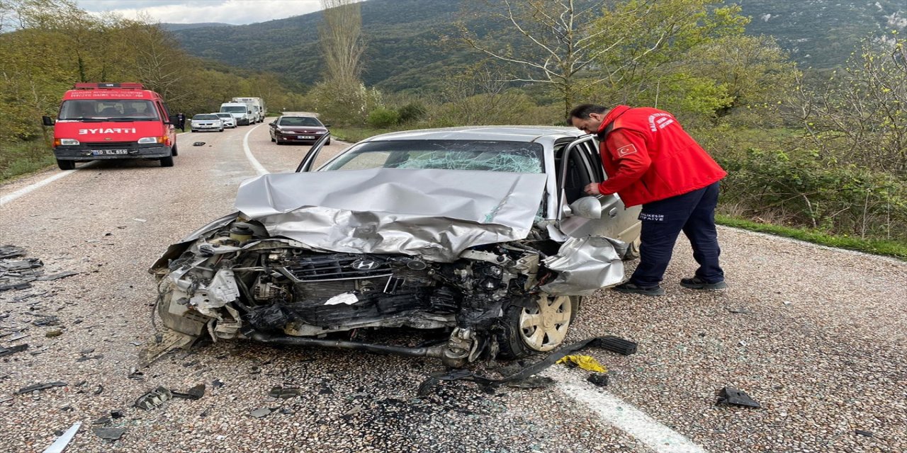 Balıkesir'de trafik kazasında 1 kişi hayatını kaybetti.