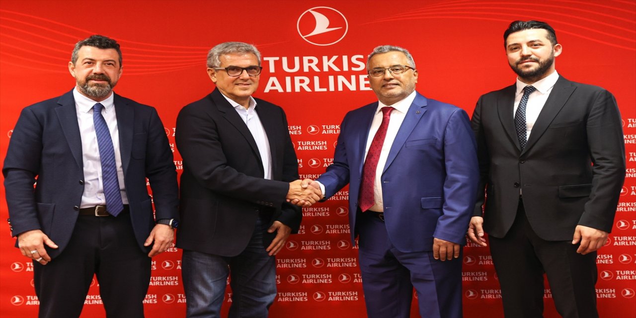 Türk Hava Yolları Kadın Voleybol Takımı'nın yeni başantrenörü Ze Roberto