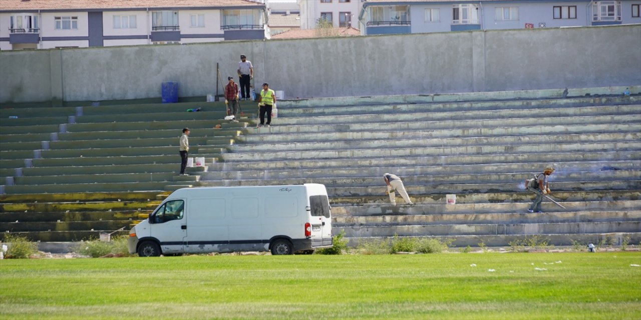 Keçiören'deki Bağlum Stadı yenileniyor