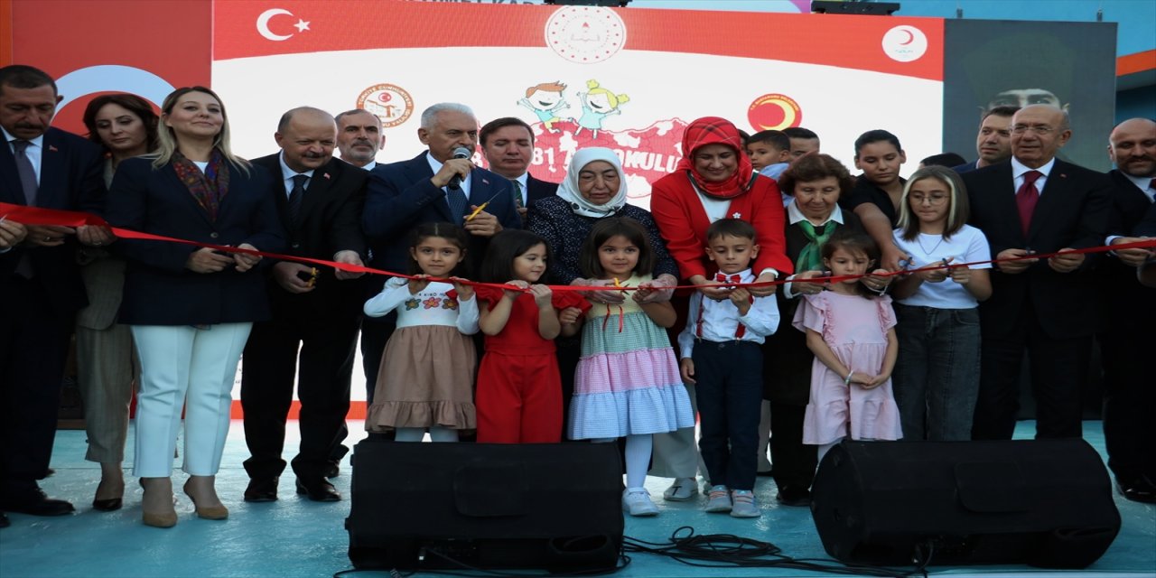 AK Parti Genel Başkanvekili Yıldırım, anaokulu açılışında konuştu: