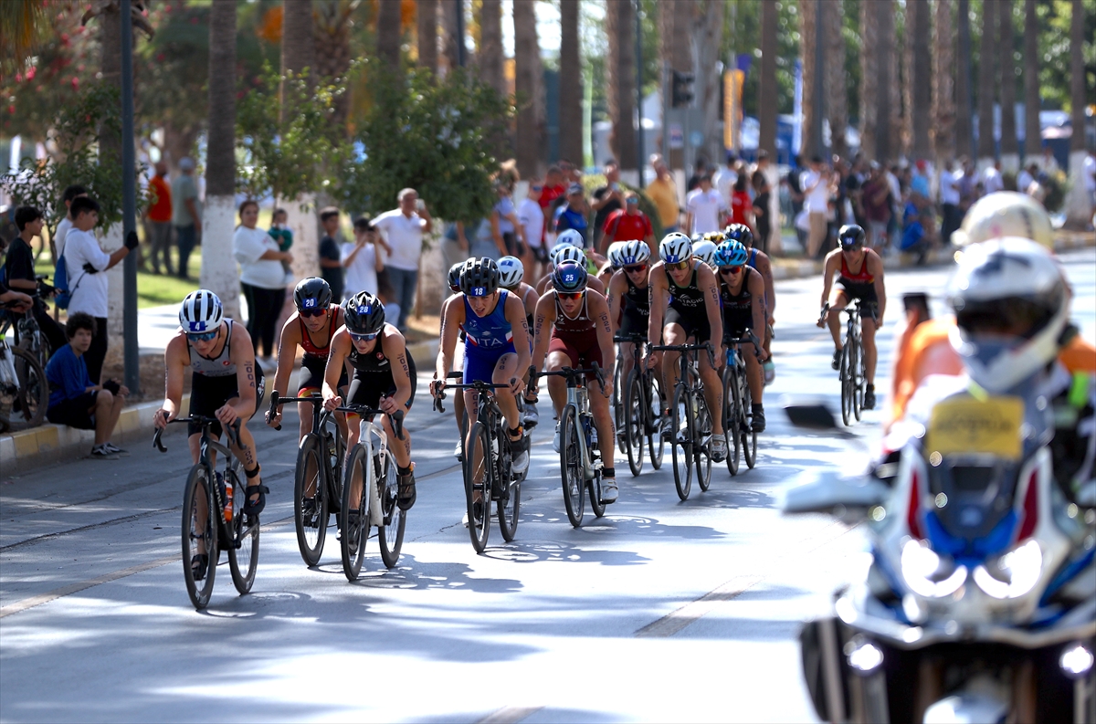 Mersin'deki Avrupa Triatlon Kupası'nda ikinci gün yarışları başladı