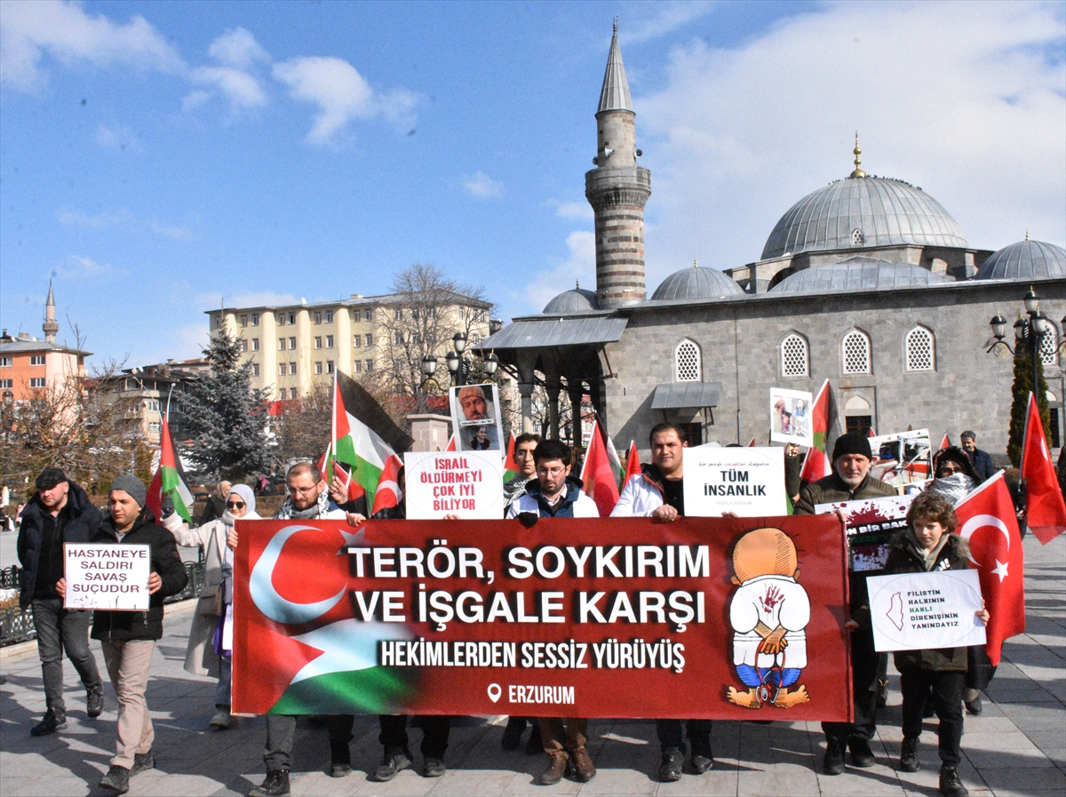 Erzurum'da sağlıkçıların Filistin için "sessiz yürüyüş"ü