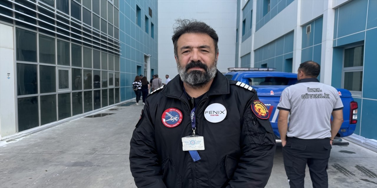 Bursa'da eğitim uçağının Yenişehir Havalimanı apron kısmına düşmesi sonucu iki pilot hayatını kaybetti.