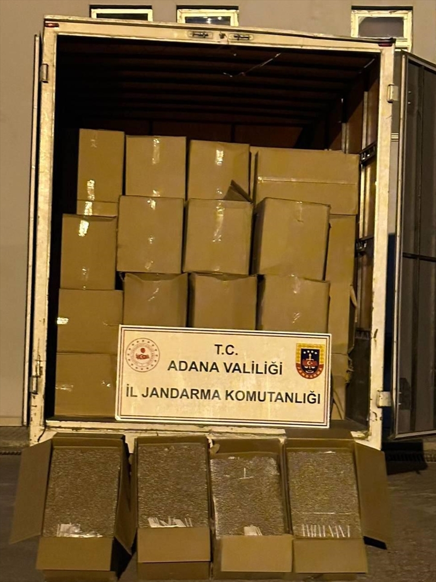 Adana'da 2 milyon 475 bin bandrolsüz makaron ele geçirildi