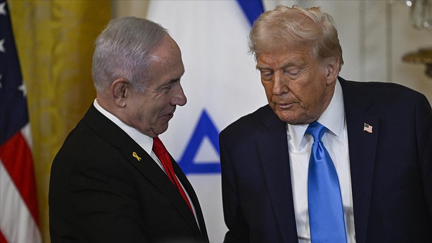 Netanyahu, ABD Başkanı Trump'a çağrı cihazı hediye etti