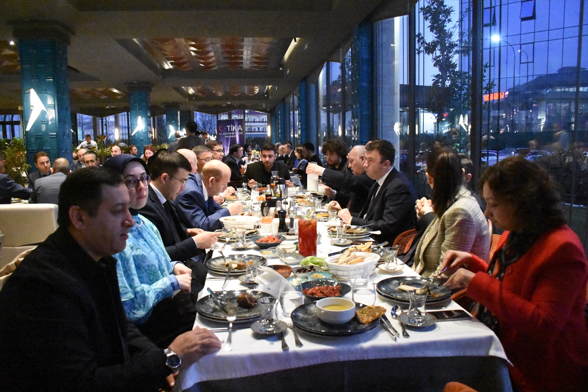 TİKA Taşkent Program Koordinatörlüğü Özbekistan'da iftar programı düzenledi